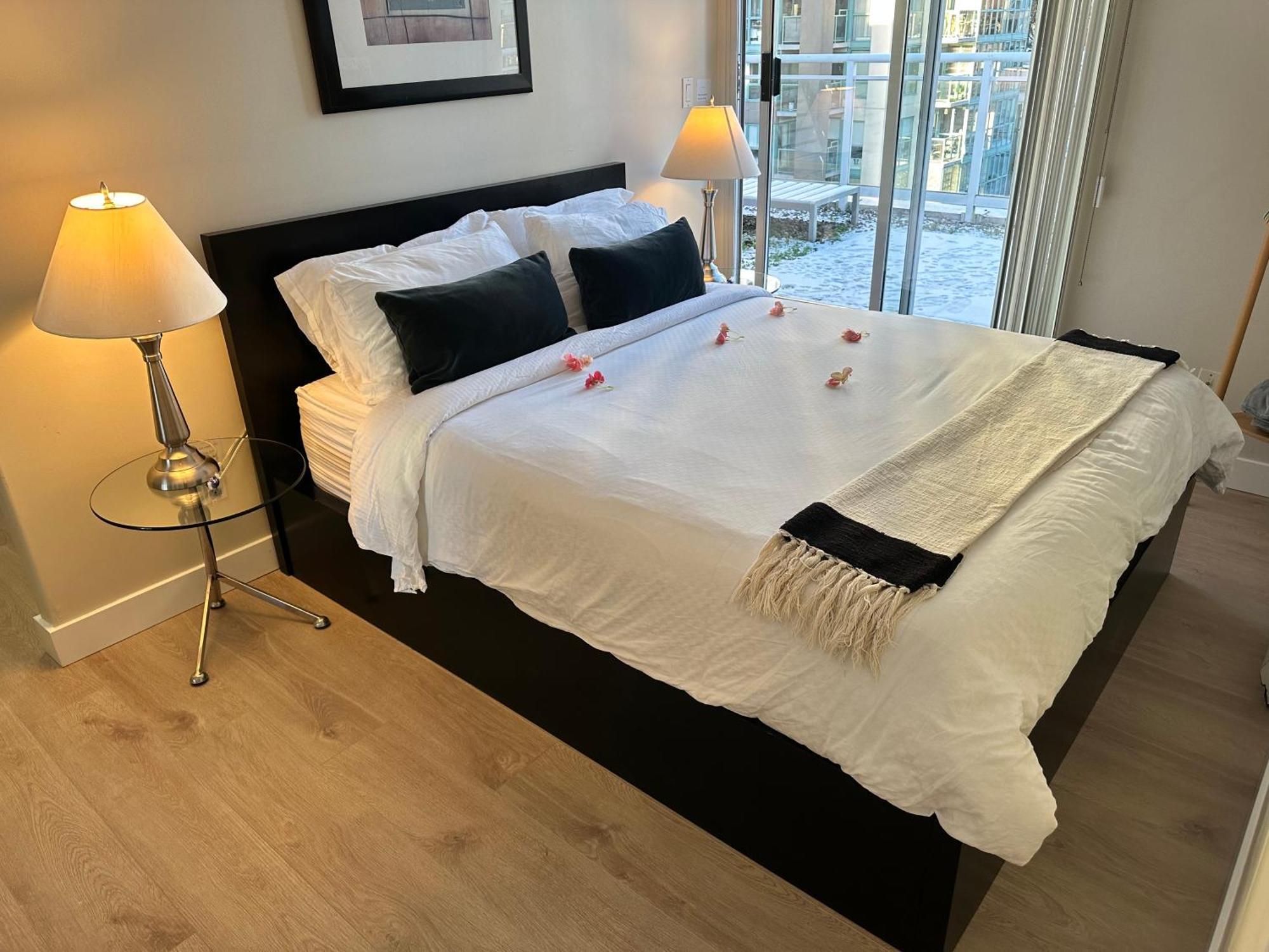 Penthouses Of Beach Ave Vancouver Dış mekan fotoğraf