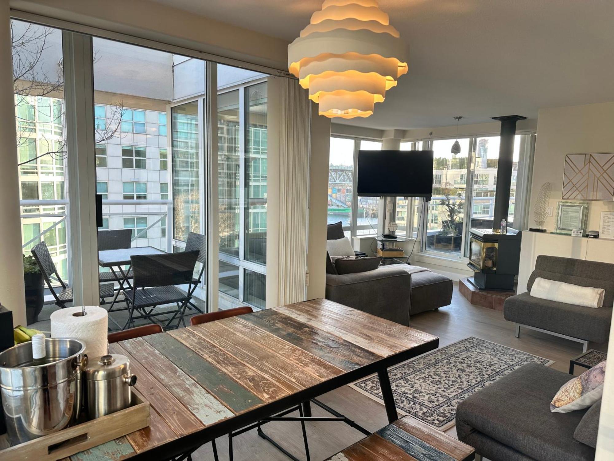 Penthouses Of Beach Ave Vancouver Dış mekan fotoğraf