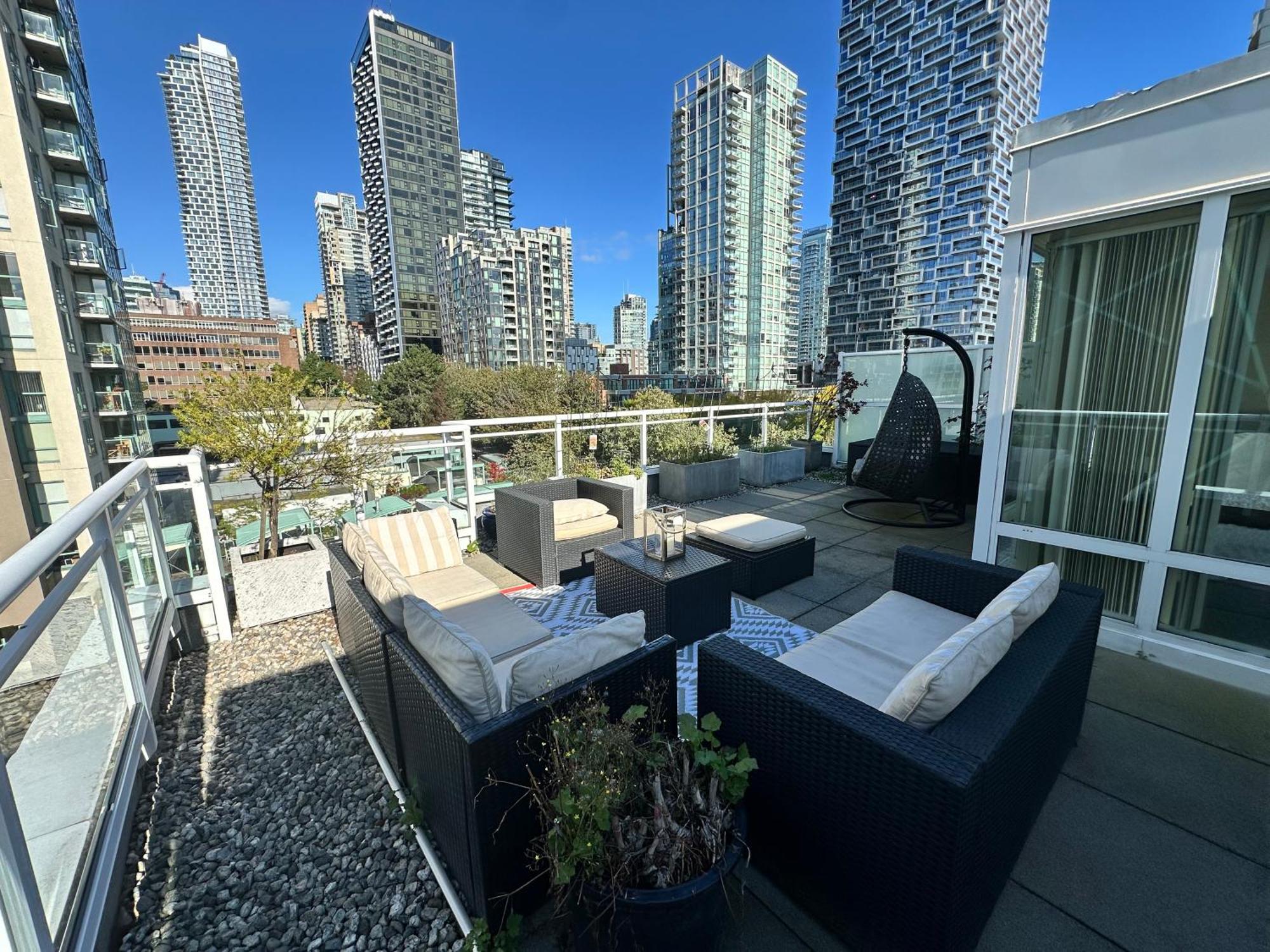 Penthouses Of Beach Ave Vancouver Dış mekan fotoğraf