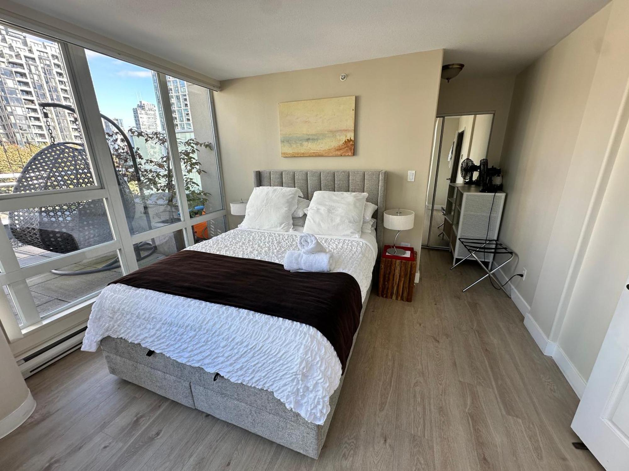 Penthouses Of Beach Ave Vancouver Dış mekan fotoğraf